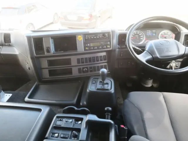 日野 プロフィア QPG-GN1APEGの写真28