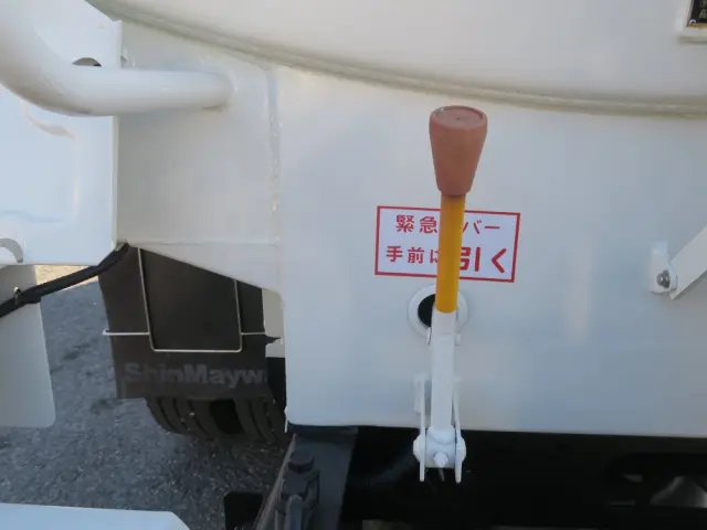 日野 デュトロ TKG-XZU685M(4WD)の写真4