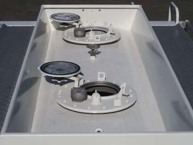 日野 デュトロ TKG-XZU685M(4WD)の写真6