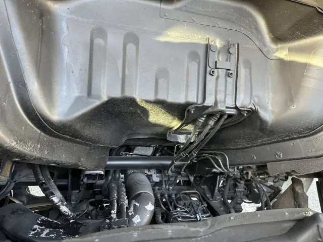 日野 デュトロ TKG-XZU685M(4WD)の写真32