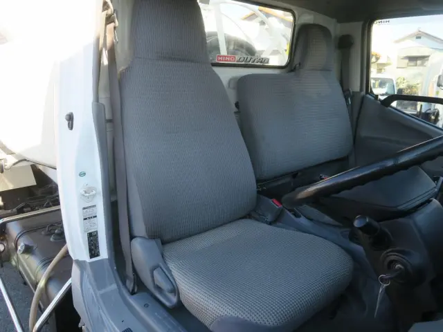 日野 デュトロ TKG-XZU685M(4WD)の写真35