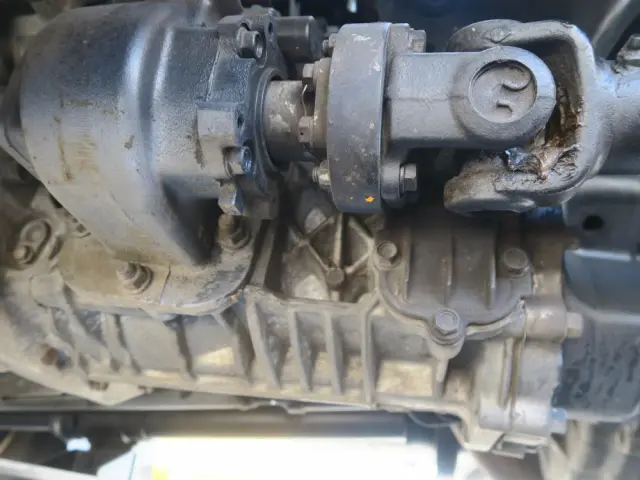 日野 デュトロ TKG-XZU685M(4WD)の写真38