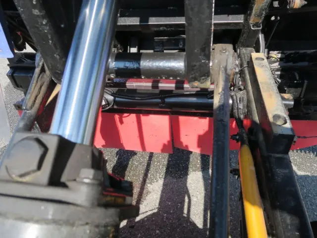 三菱 キャンター PDG-FG70DD(4WD)の写真4