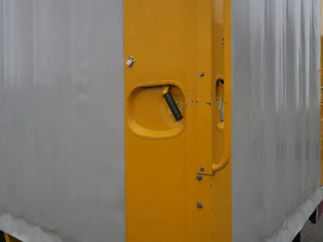 いすゞ エルフ TPG-NPR85ANの写真15