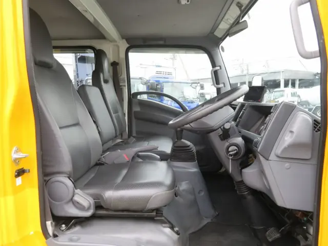 いすゞ エルフ TPG-NPR85ANの写真36