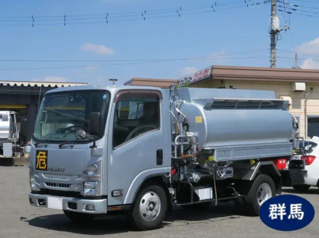いすゞ エルフ TPG-NMR85Nの写真1