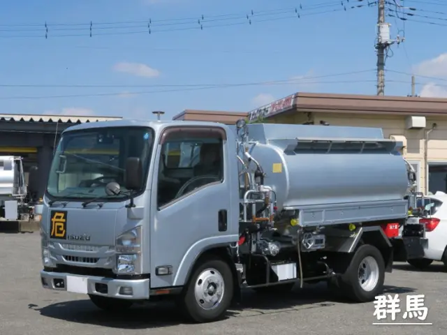 いすゞ エルフ TPG-NMR85Nの写真1