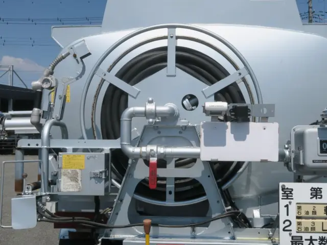 いすゞ エルフ TPG-NMR85Nの写真12