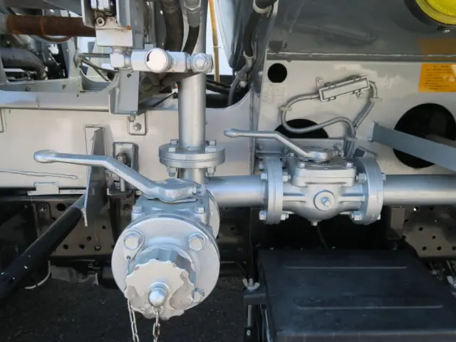 いすゞ エルフ TPG-NMR85Nの写真19