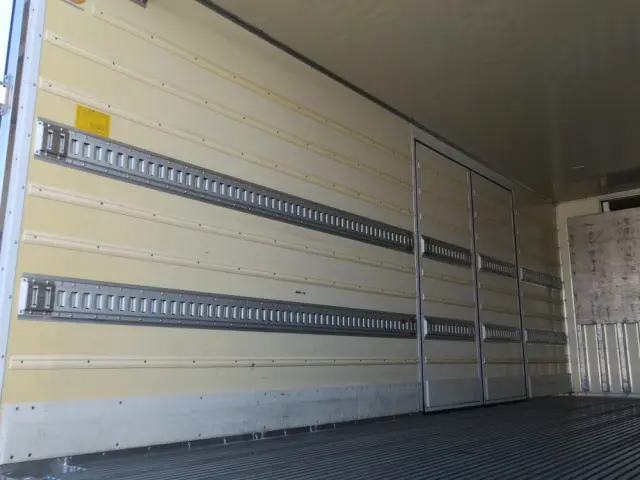 日野 レンジャー 2KG-FD2ABAの写真12