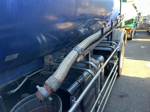 UD ビックサム KL-CV48Eの写真15