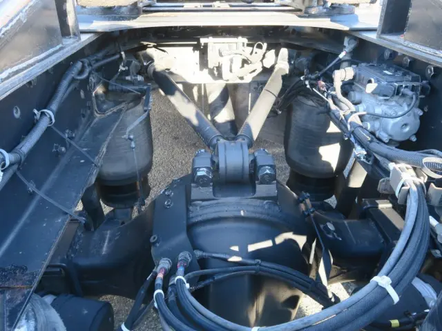 UD クオン QKG-GK5XABの写真40