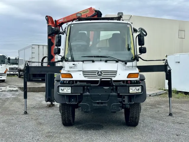 メルセデス・ベンツ ウニモグ 不明(4WD)の写真5