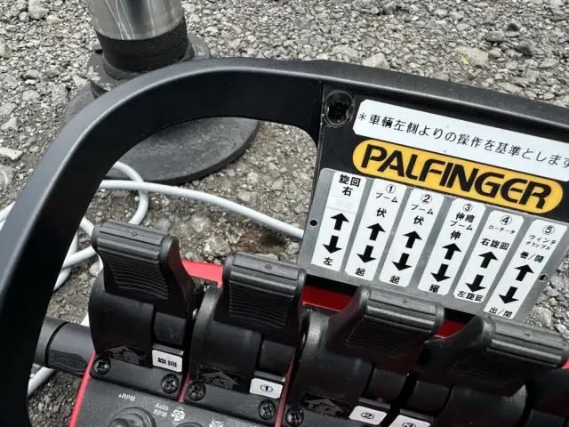 メルセデス・ベンツ ウニモグ 不明(4WD)の写真26