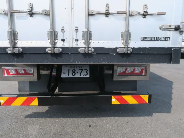 いすゞ ギガ 2PG-CYZ77C(6x4)の写真8