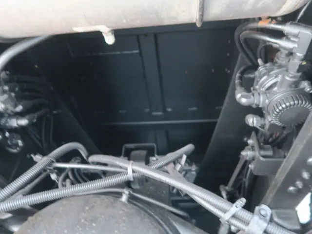 いすゞ ギガ 2PG-CYZ77C(6x4)の写真38