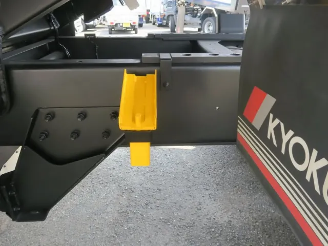 いすゞ ギガ 2PG-CYZ77C(6x4)の写真46