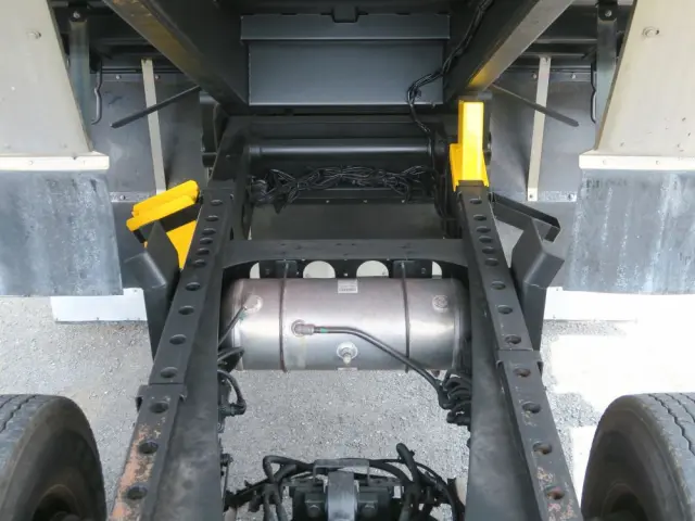 いすゞ ギガ 2PG-CYZ77C(6x4)の写真50