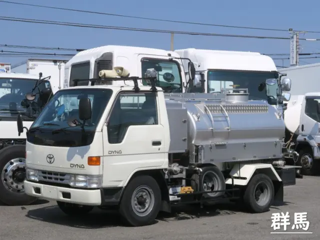 トヨタ ダイナ GB-RZU100の写真1