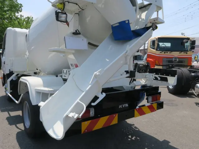 日野 デュトロ 2DG-XZU700Mの写真10