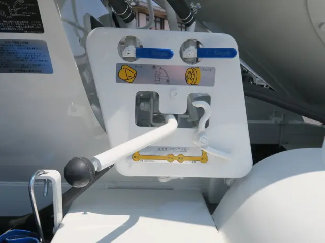 日野 デュトロ 2DG-XZU700Mの写真19