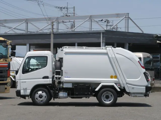三菱 キャンター 2RG-FEAV0の写真3