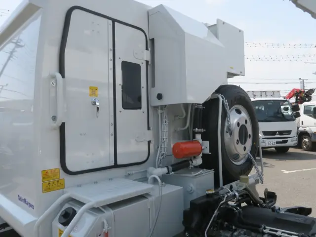 三菱 キャンター 2RG-FEAV0の写真6