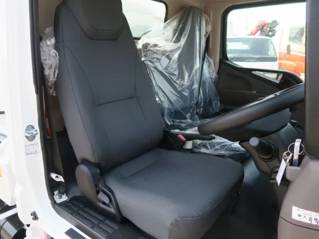 三菱 キャンター 2RG-FEAV0の写真17