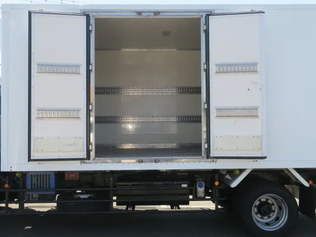 三菱 ファイター SKG-FK65FYの写真5