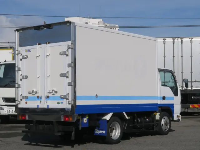 いすゞ エルフ TKG-NKS85AN(4WD)の写真2