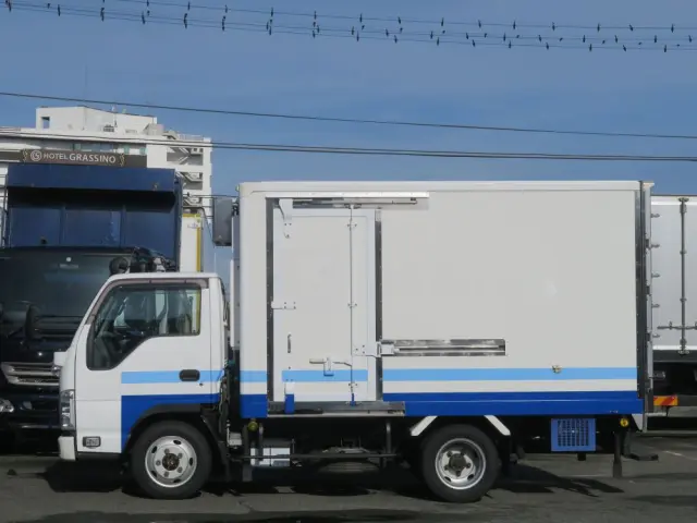 いすゞ エルフ TKG-NKS85AN(4WD)の写真3