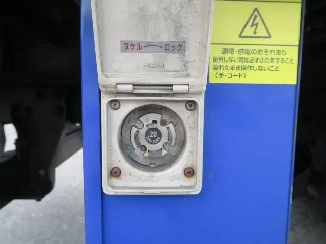 いすゞ エルフ TKG-NKS85AN(4WD)の写真21