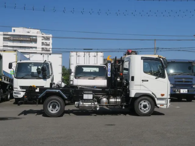 三菱 ファイター 2KG-FK72Fの写真6