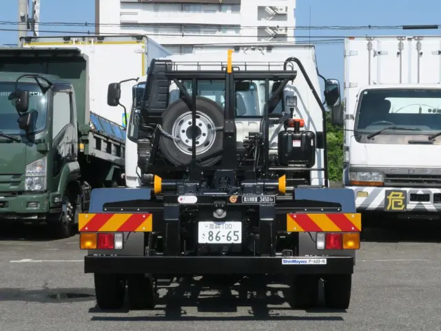 三菱 ファイター 2KG-FK72Fの写真8