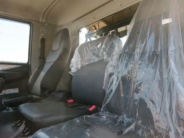 三菱 ファイター 2KG-FK72Fの写真15