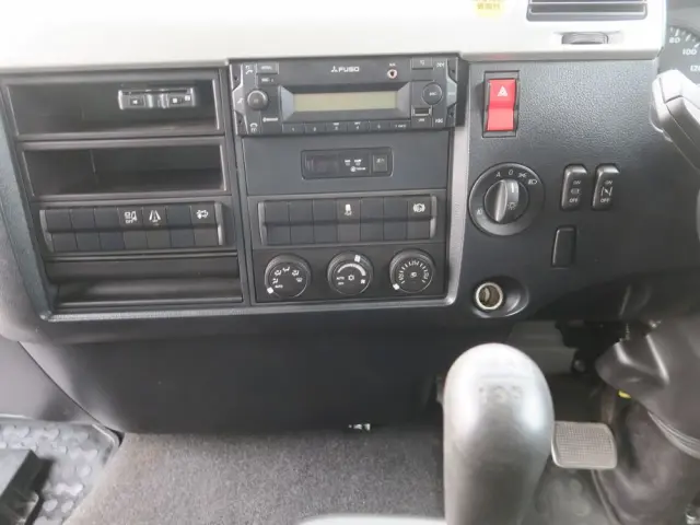 三菱 ファイター 2KG-FK62FZの写真24