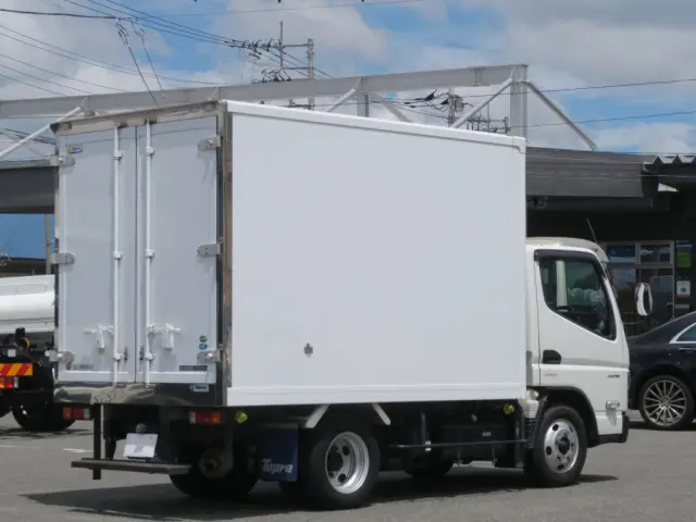 三菱 キャンター 2RG-FBAV0の写真2