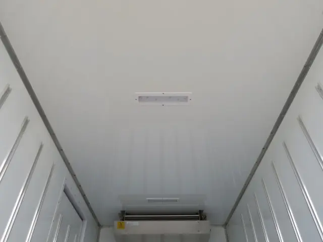 三菱 キャンター 2RG-FBAV0の写真8