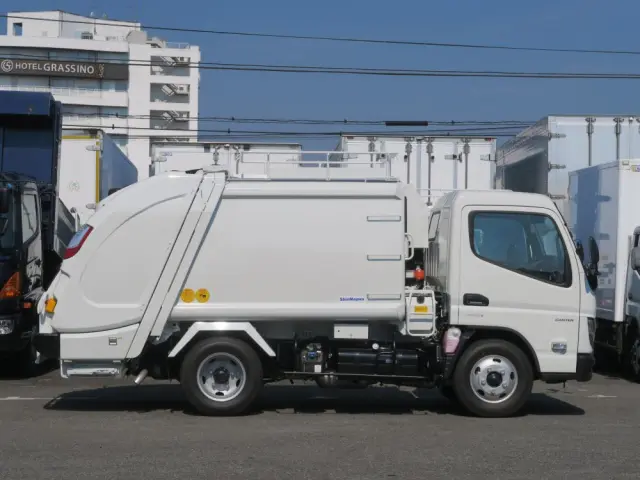 三菱 キャンター 2RG-FEAV0の写真4