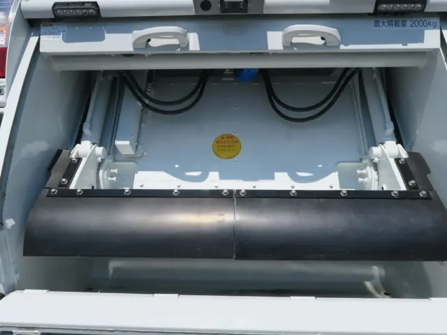 三菱 キャンター 2RG-FEAV0の写真7