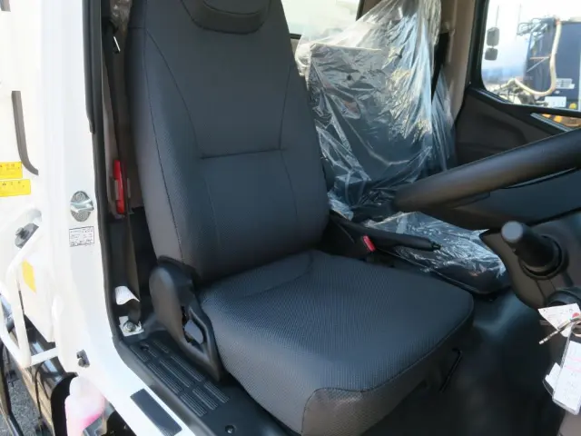 三菱 キャンター 2RG-FEAV0の写真14