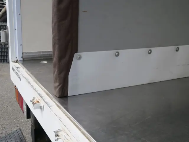 いすゞ エルフ TKG-NLR85ANの写真13