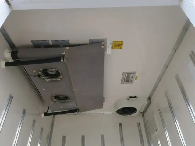 いすゞ エルフ TKG-NLR85ANの写真14