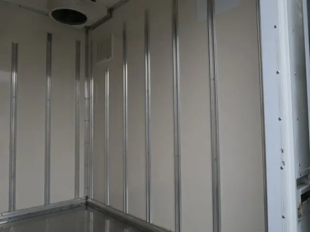 いすゞ エルフ TKG-NLR85ANの写真16