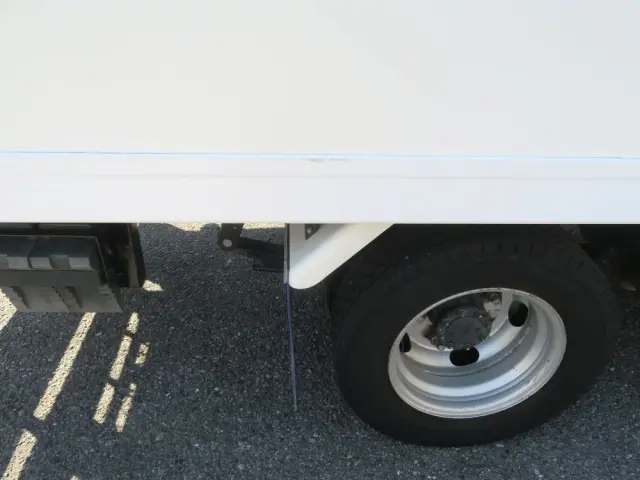 いすゞ エルフ TKG-NLR85ANの写真24