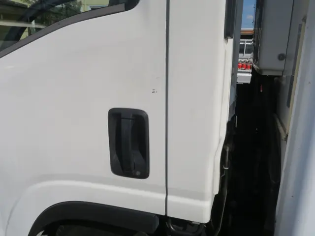 いすゞ エルフ TKG-NLR85ANの写真28