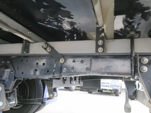 いすゞ エルフ TKG-NLR85ANの写真48