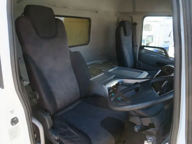 UD クオン QPG-GK5XADの写真14