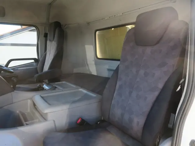 UD クオン QPG-GK5XADの写真15