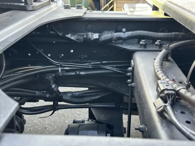 UD クオン QPG-GK5XADの写真36